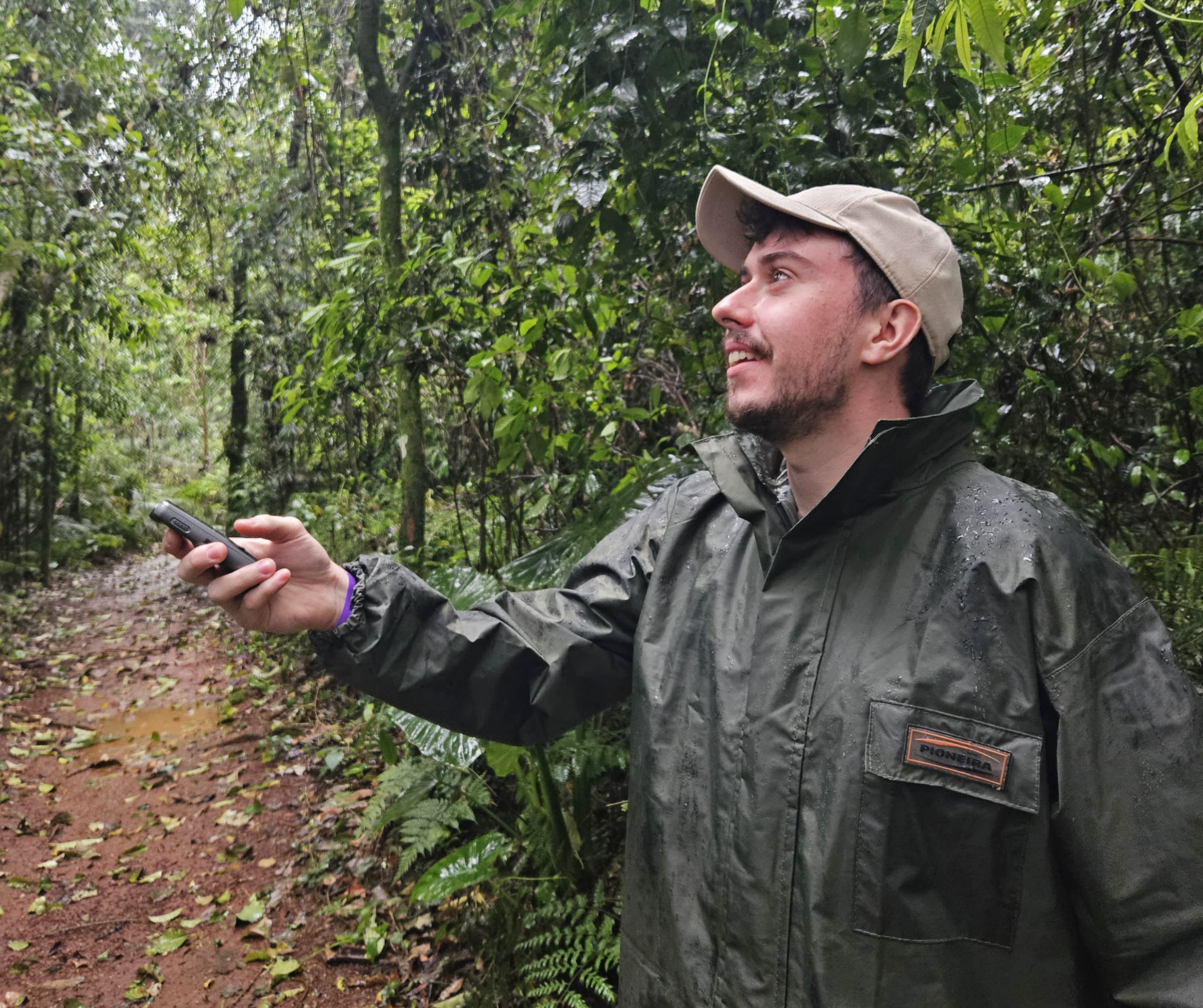 Como Começar a Gravar Sons de Aves com seu Celular eBird Brazil